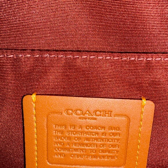 Coach Fiona Zip Tote Bag in Signature Canvas with Horse and Carriage Print - Picture 8 of 11